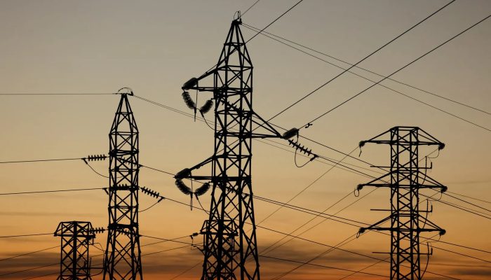2026-03-30T193654Z_1_LYNXMPEM2T16K_RTROPTP_4_SPAIN-ENERGY-OUTAGES.jpg