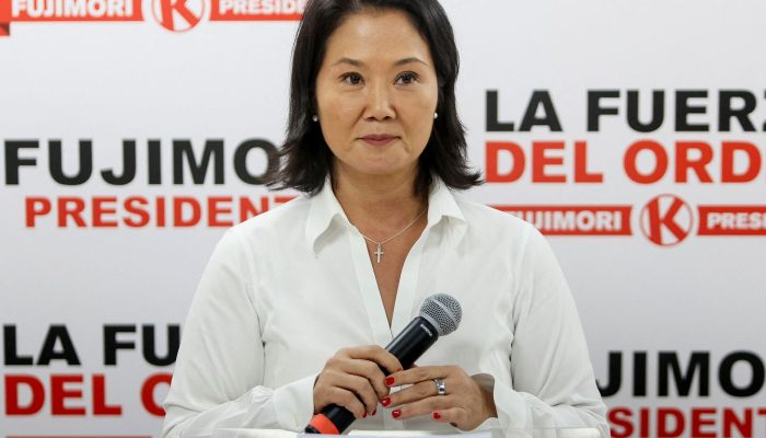 2026-04-15t202756z_644604627_rc2tpkalshyz_rtrmadp_3_peru-election.jpg