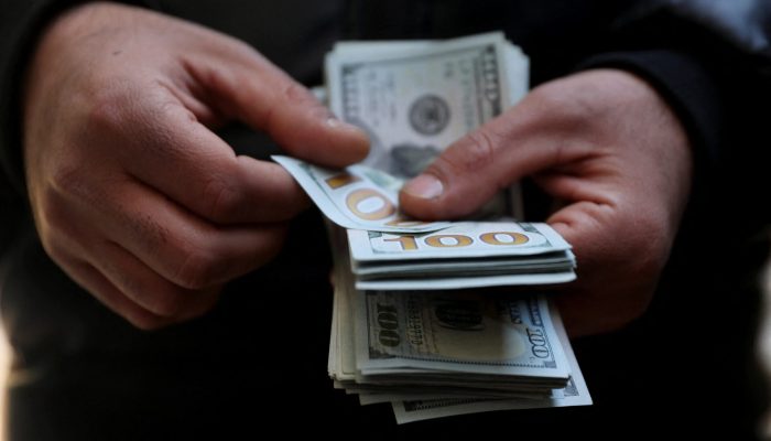 2026-04-23T223943Z_1_LYNXMPEM3M1IY_RTROPTP_4_IRAN-ECONOMY.jpg