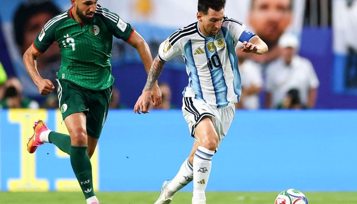 2026-06-17t014627z_784972550_up1em6h04xdws_rtrmadp_3_soccer-worldcup-arg-dza.jpg