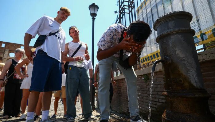 2026-06-20t172413z_1_lynxmpem5j0gn_rtroptp_4_europe-weather-italy-heatwave.jpg