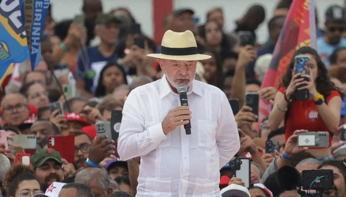2026-08-22T171729Z_1611593833_RC2R3NARG4Z0_RTRMADP_3_BRAZIL-ELECTION-LULA.jpg