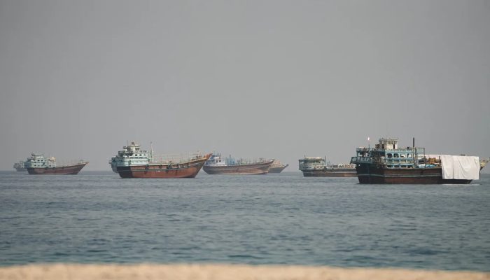 2026-08-28T212645Z_1_LYNXMPEM7R1S0_RTROPTP_4_IRAN-CRISIS-OMAN-HORMUZ.jpg