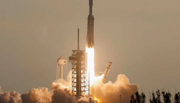 2026-08-31T001124Z_1_LYNXMPEM7U00C_RTROPTP_4_SPACE-NASA-TELESCOPE.jpg