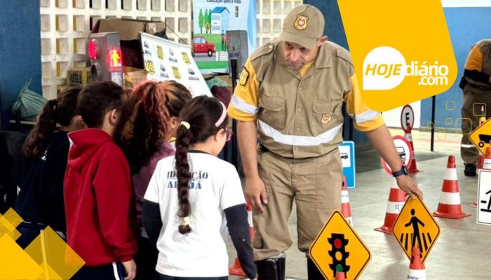 Acao-transito-escolas-Aruja.jpg