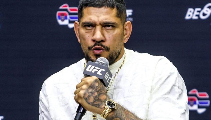 Alex-Poatan-QA-UFC-Servia-1000x600.jpg