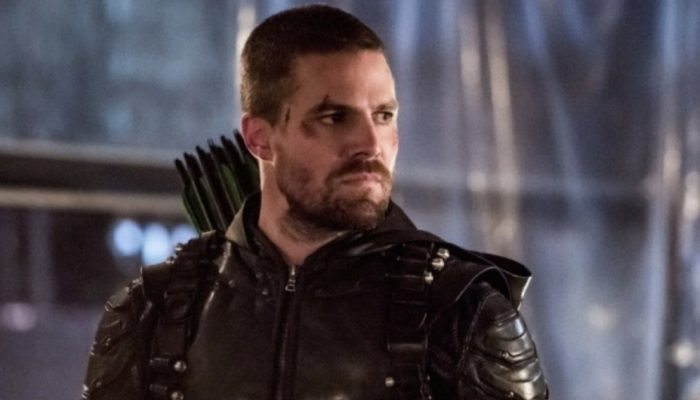 Estrela de ‘Arrow’ comenta possível retorno como Arqueiro Verde no DCU