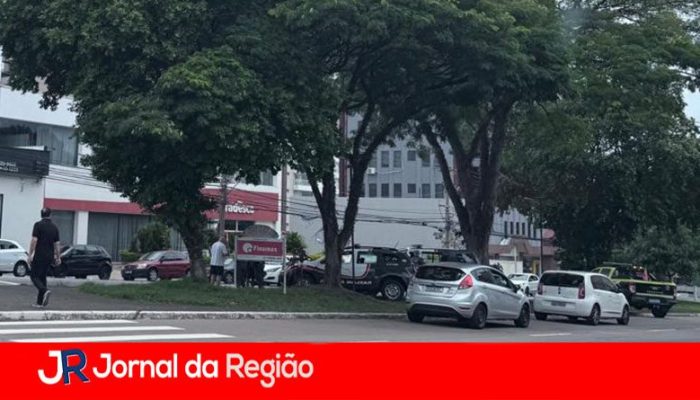 Atropelamento-na-Avenida-Jundiai-mobiliza-PM-e-Transito.jpg