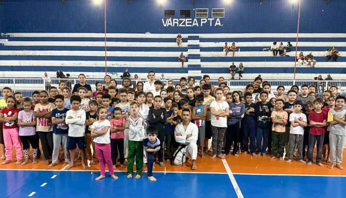 Aulas-gratuitas-de-karate-retornam-em-Varzea.jpg