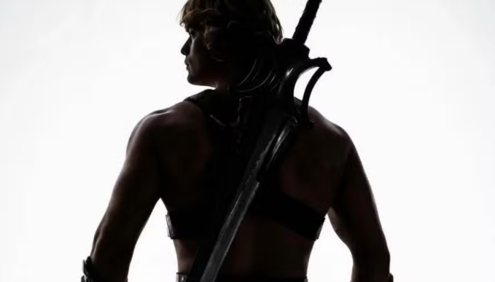 Nicholas Galitzine diz que seu He-Man equilibra masculino e feminino