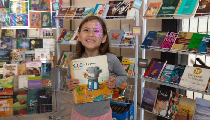 Doacao-de-livros-em-Jundiai.jpg