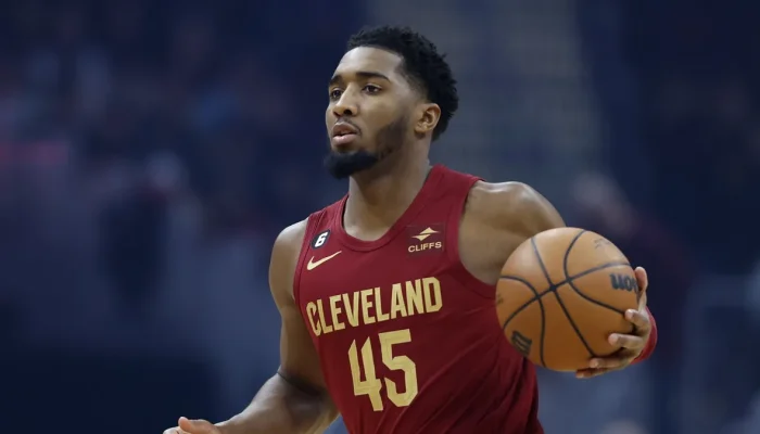 Donovan-Mitchell-3.webp