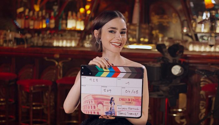 Emily-in-Paris-Lily.jpg