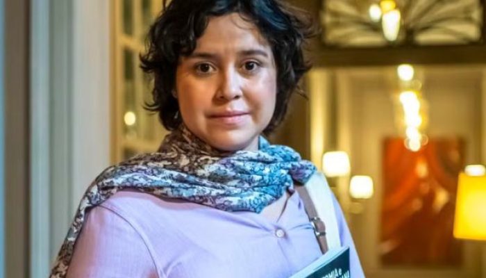 Claudia (Lorrana Mousinho) em "Três Graças" (Divulgação/Globo)