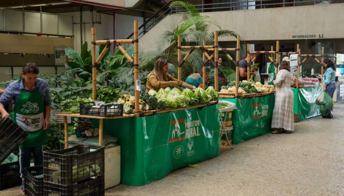 Feira-do-Produtor-no-Paco-fortalece-agricultura-de-Jundiai-.jpg