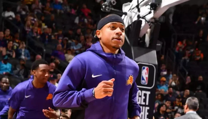 Isaiah Thomas considera retorno à NBA após anos de desafios