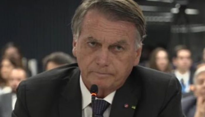 Jair-Bolsonaro-430x323.jpg