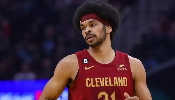 Jarrett_Allen-2.webp