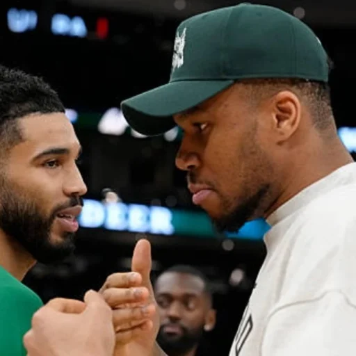 Ídolo dos Celtics gera polêmica e recusa troca por Giannis Antetokounmpo