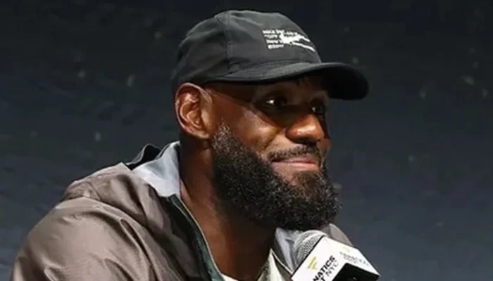 LeBron-James-12.webp