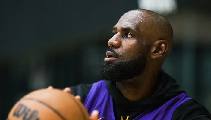 LeBron-James-16.webp