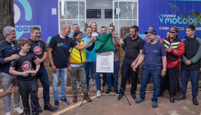 Prefeitura-entrega-Espaco-Motoboy.jpg