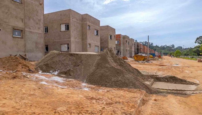 Residencial-Cravos-chega-a-50-das-obras.jpg