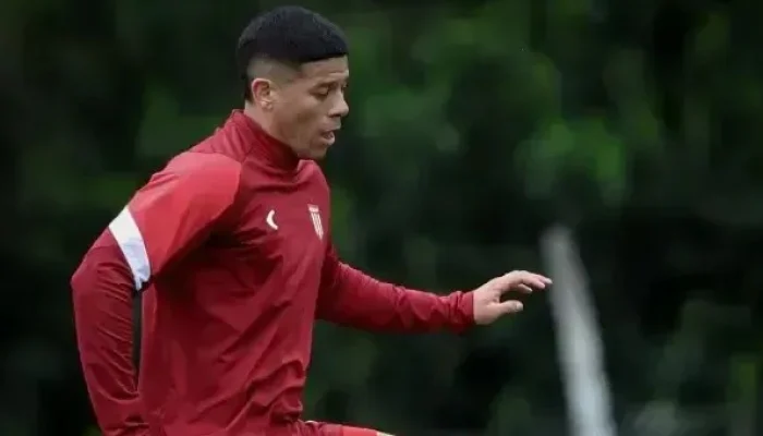 Rojo-Flamengo-estudiantes-e1792083201104.webp