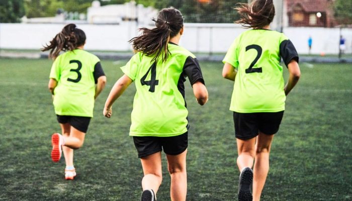 Varzea-Paulista-abre-vagas-para-aulas-de-handebol-feminino-e-futebol-.jpg