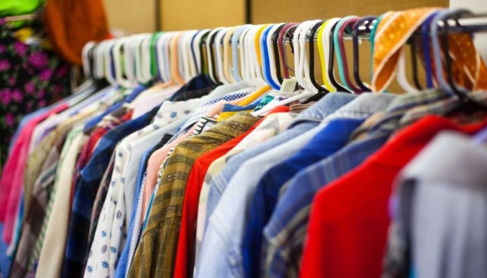 arara-de-roupas-canva-compressed-1536x864.jpg