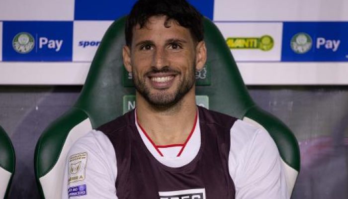atacante-do-sao-paulo-calleri-nao-saiu-do-banco-de-reservas-na-derrota-para-o-palmeiras-178925949634.jpeg