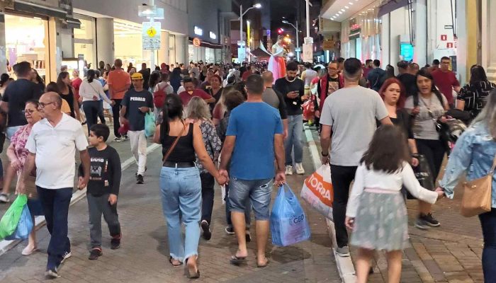 centro-a-noite-compressed.jpg