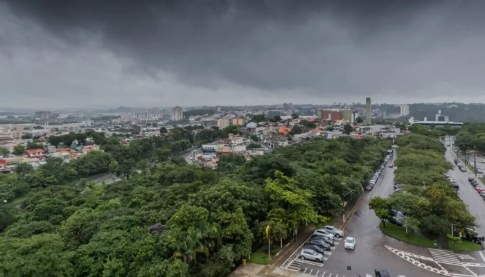 chuvas-fortes-jundiai-alerta-alagamentos-compressed.webp
