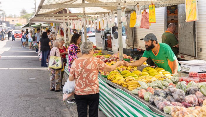 compra_segura_nas_feiras_livres_na_feira_rw-7.jpg