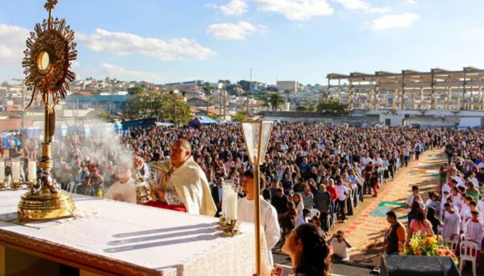 corpus-christi-varzea-paulista-2026-1536x864.jpg