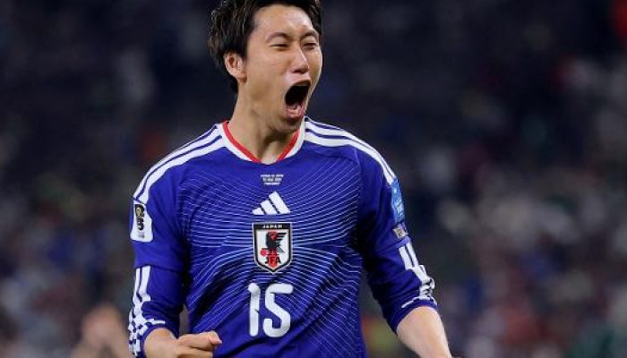 daichi-kamada-do-japao-comemora-gol-contra-a-tunisia-na-copa-do-mundo-1782015262295_v2_615x300.jpg