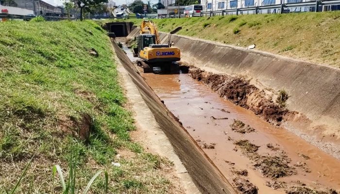 Jundiaí intensifica ações contra enchentes com operação preventiva