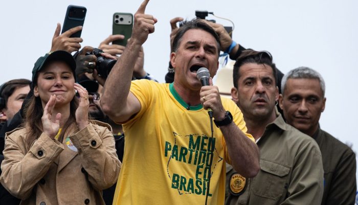 flavio-bolsonaro-7.jpg