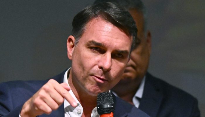 flavio-bolsonaro-foto-andre-borges-efe-3-1.jpg