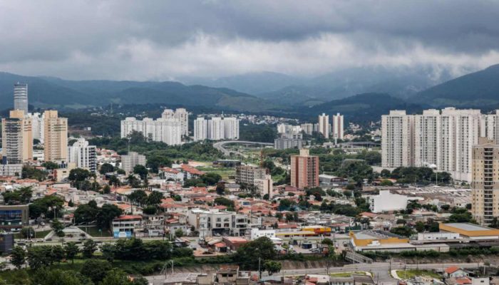 frio-chuva-jundiai-feriado-tiradentes-compressed.jpg