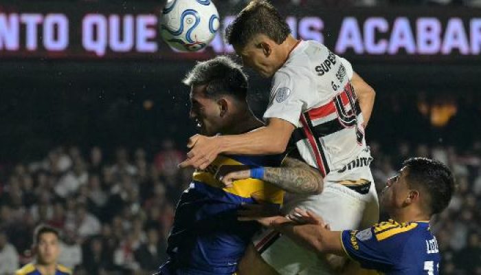 gustavo-santana-do-sao-paulo-durante-partida-contra-o-boca-juniors-pela-sul-americana-1789522119882.jpeg