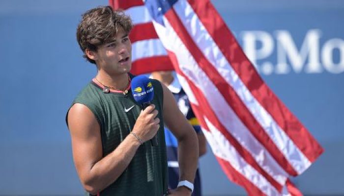 guto-miguel-apos-perder-a-final-do-us-open-juvenil-em-2026-1789316752128_v2_615x300.jpg
