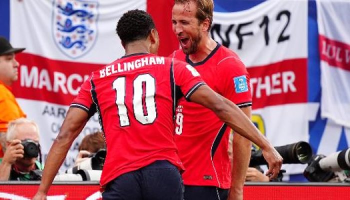 harry-kane-e-jude-bellingham-comemoram-gol-da-inglaterra-contra-o-panama-na-copa-do-mundo-1782600533.jpeg