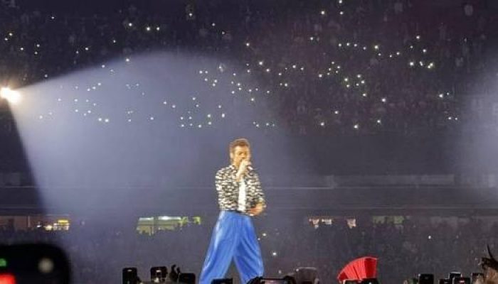 harry-styles-na-estreia-da-residencia-brasileira-da-turne-together-together-na-sexta-17-no-morumbis.jpeg