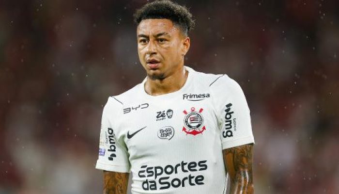 jesse-lingard-em-acao-em-flamengo-x-corinthians-pelo-brasileirao-1789354587082_v2_615x300.jpg
