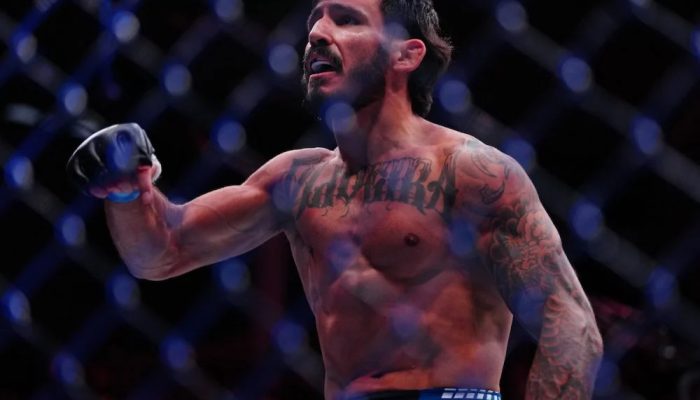lerryan-douglas-celebra-ufc-seattle-1000x600.jpg