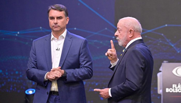 lula-com-flavio-bolsonaro-foto-renato-pizzutto-band.jpg