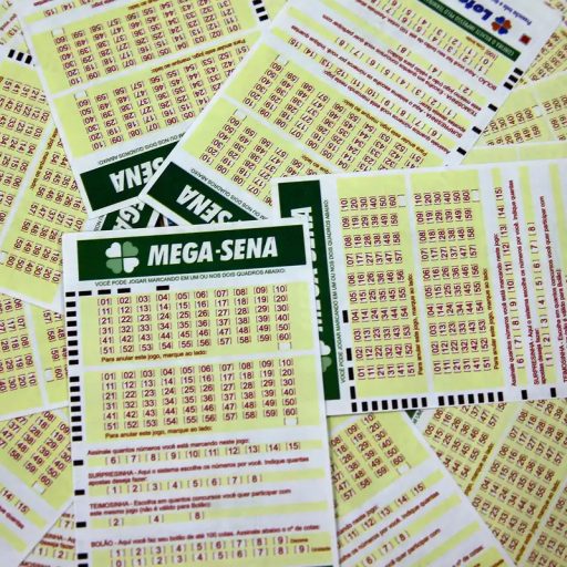 Mega-Sena acumula mais uma vez e prêmio milionário chega a R$ 42 milhões