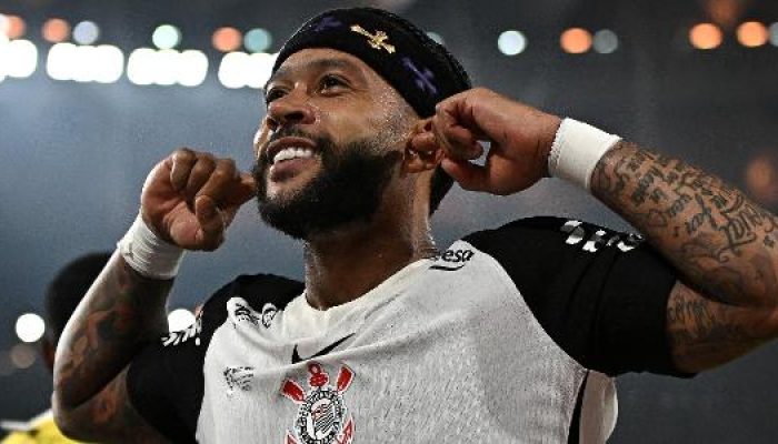 memphis-depay-comemora-gol-do-corinthians-sobre-o-vasco-na-final-da-copa-do-brasil-1766357658022_v2.jpeg