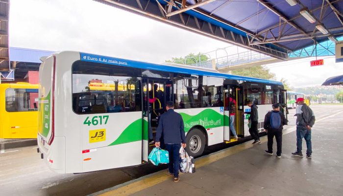 mudanca-horario-onibus-valendo.jpg